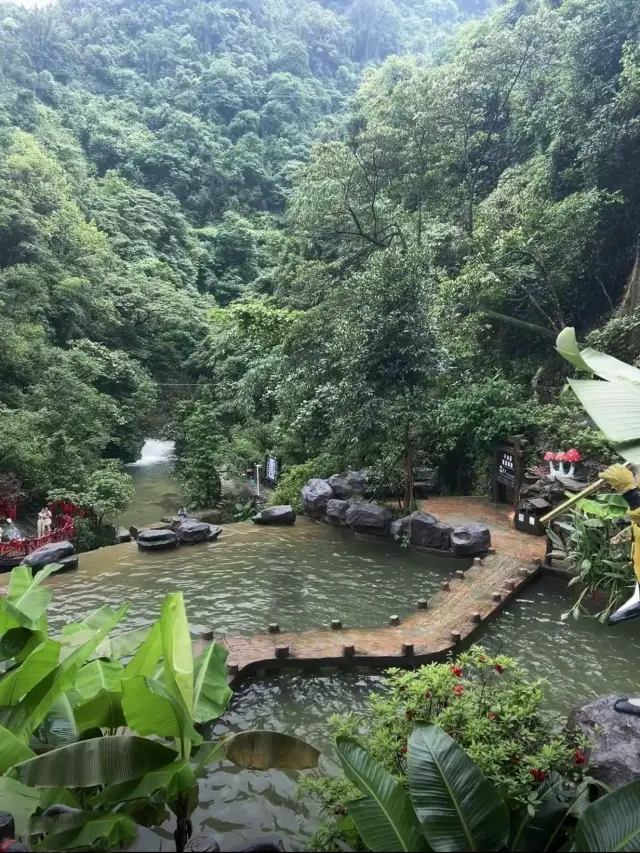Guangzhou-Foshan Surrounding Tour | Qingyuan Bijia Mountain Waterfall Viewing·Adventure·Mountain Climbing Guide