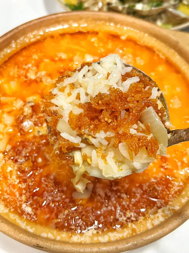 Coming to Macau is for this explosive crispy rice seafood porridge