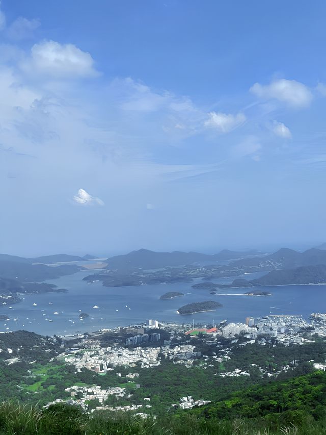 徒步|去香港高山草坪盡情撒野吧真的太愛昂平營地的一切了！！