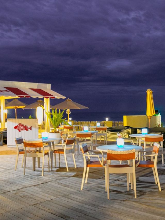 🌴🏖️ Unwind at Sri Lanka's Beachfront Bliss 🌞🍹