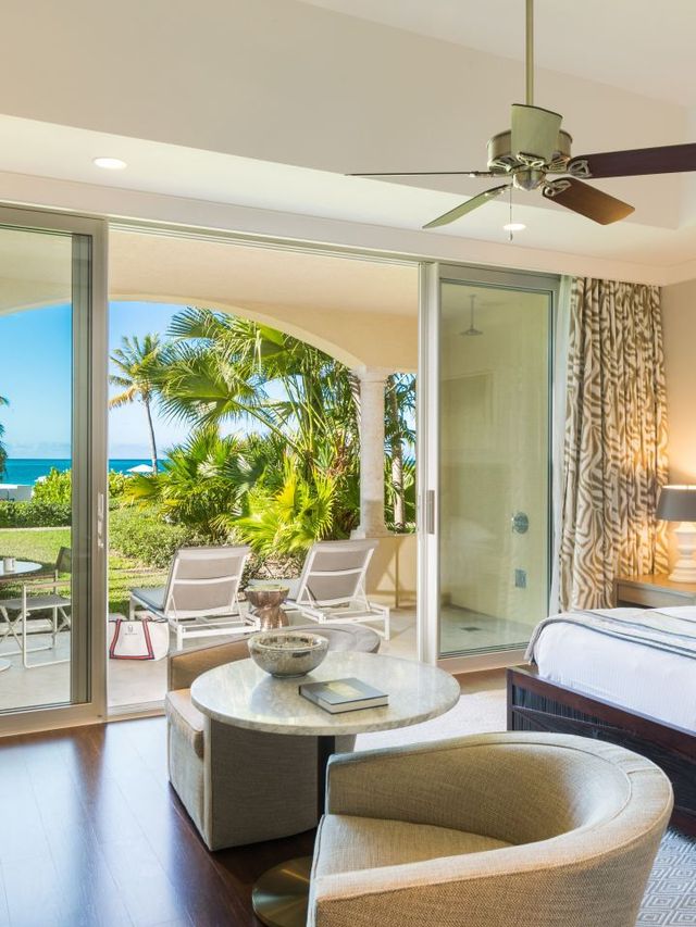 🌴🏖️ Grace Bay Bliss: Top Turks & Caicos Stay 🌟