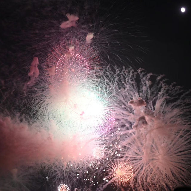 鎌倉花火大會—驚人的夏天的終極浪漫