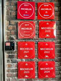 Affordable Michelin-approved restaurant in Myeong-dong!