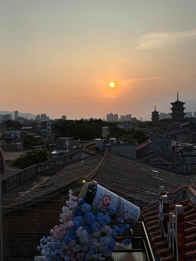 "泉州城市漫步"。