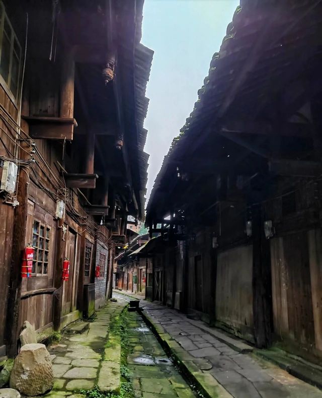 【尋覓時光深處的記憶——洪雅高廟古鎮】。