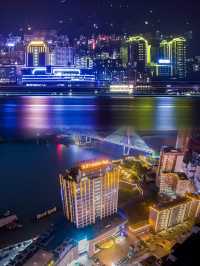 【巴東東聖九州國際大酒店：巫峽口的璀璨明珠】。
