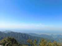 登高望遠大明山