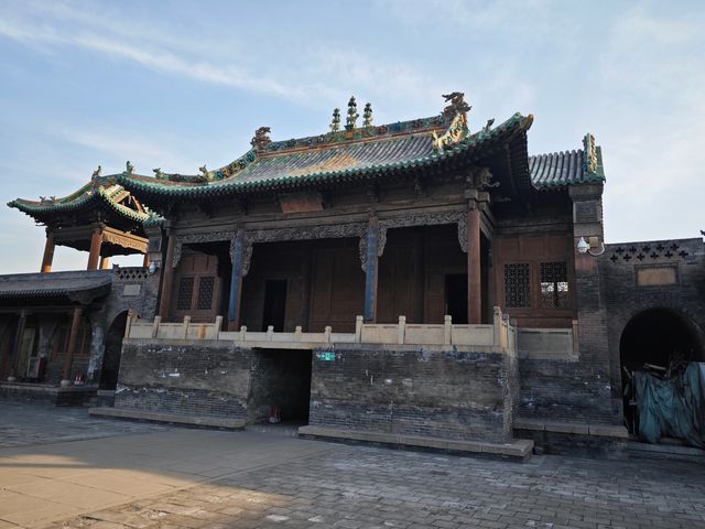 鬧市中的城市守護神