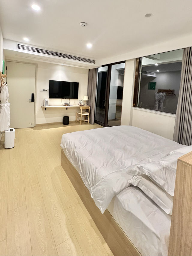 不在聖托里尼，在太倉帶娃入住藝術館