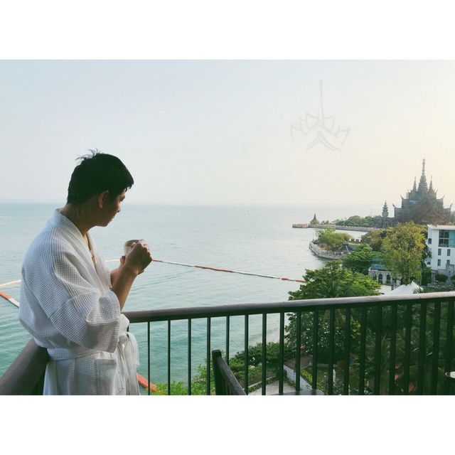 芭堤雅花園酒店海景與藝術的邂逅