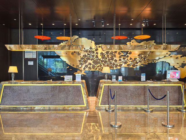 這家希爾頓酒店，客房景觀就係賽博深圳！