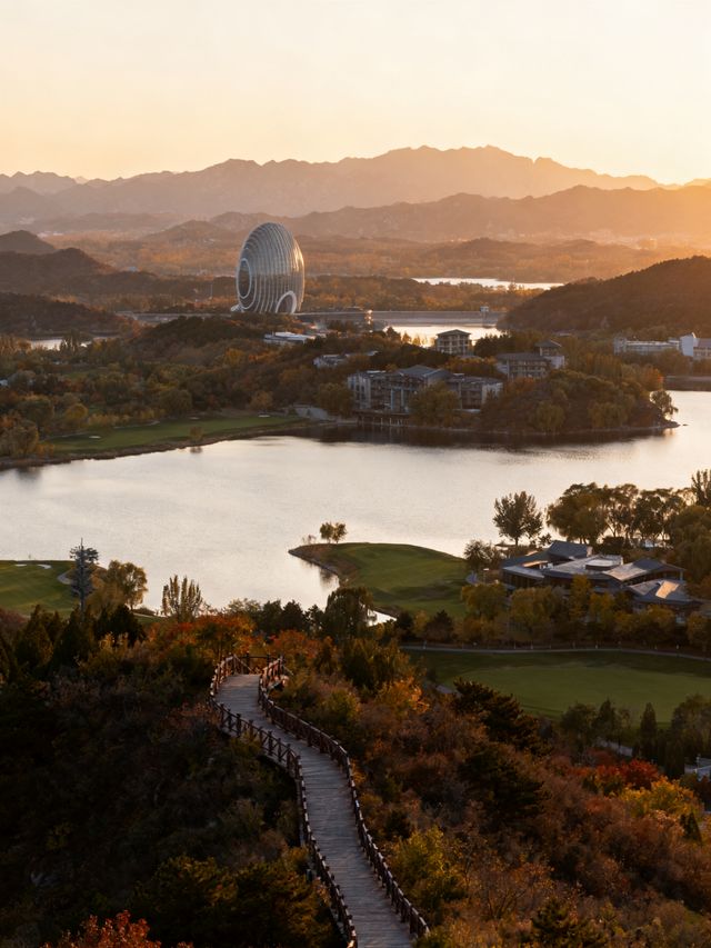 秋日逃離計劃:4大寶藏地+出片秘笈,人均300玩轉絕美秋景 秋日逃離計劃:4大寶藏地+出片秘笈,人均300玩轉絕美秋景