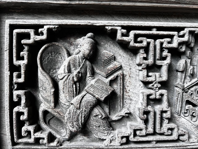 探秘黃山八面廳雕刻 探秘黃山八面廳雕刻