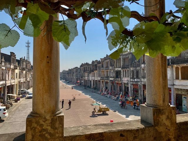 浮月村日出，秒穿百年