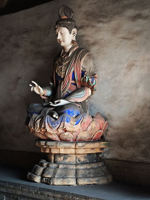 山西｜長子法興寺宋塑絕美菩薩像