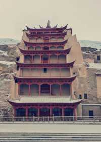 雪山下的千年古城也太震撼了吧！