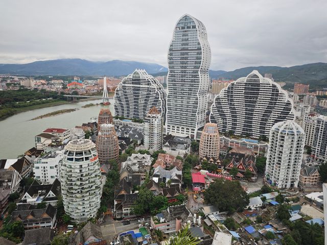 去西雙版納就住告莊