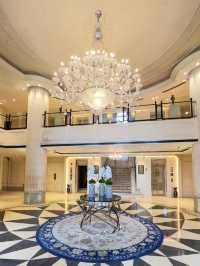 全球只有六家的索菲特傳奇酒店,中國唯一一家索菲特傳奇酒店。位置很好找,西安地鐵1號線五路口站F西南口