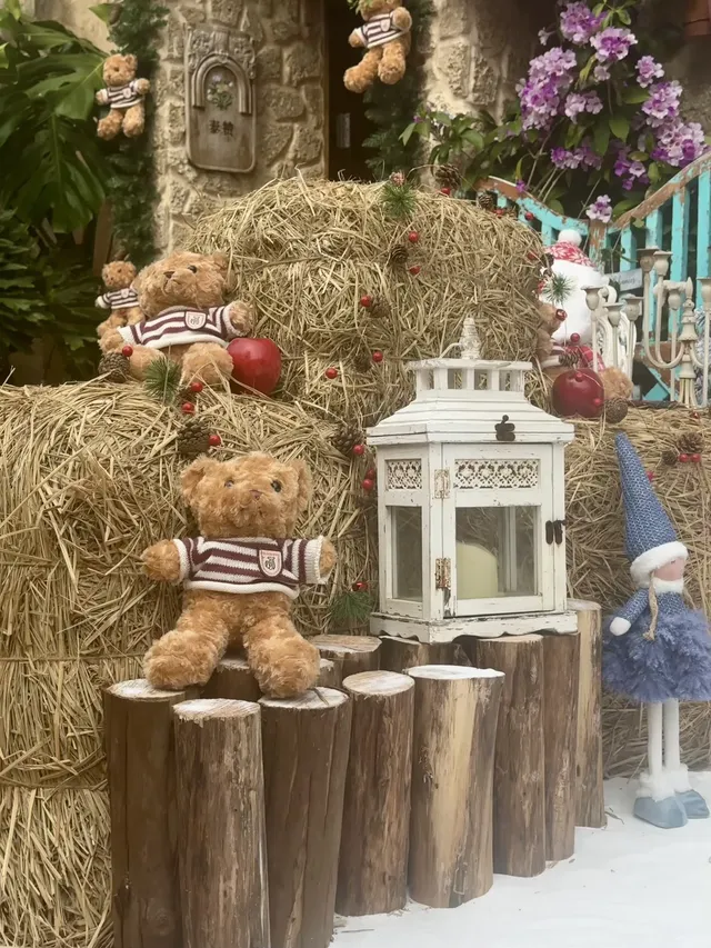 𝓜𝓮𝓻𝓻𝔂 𝓒𝓱𝓻𝓲𝓼𝓽𝓶𝓪𝓼 ₊*◞ 𓂃 𝓜𝓮𝓻𝓻𝔂 𝓒𝓱𝓻𝓲𝓼𝓽𝓶𝓪𝓼 ₊*◞ 𓂃