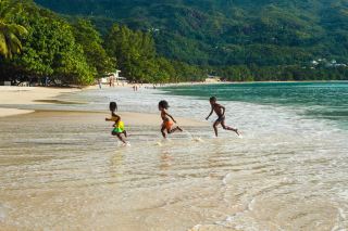 คู่มือการเดินทางฉบับสมบูรณ์สำหรับครอบครัวที่มีเด็กไปยังประเทศมอริเชียสและประเทศอื่นๆ