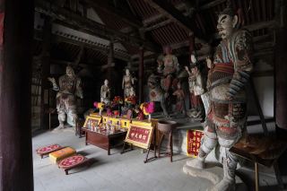 Explore the hidden treasure of the ancient Huiji Temple in Yuanping, featuring 3 must-see highlights!