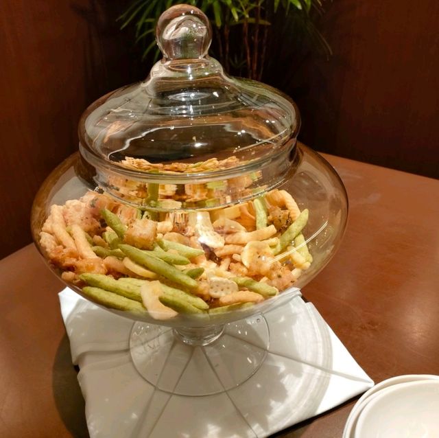 【京都 三条】ウエルカムドリンクはワイン飲み放題✨
