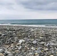 聽浪吹風堆石秘境海灘【曼波海灘】
