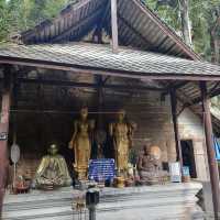 วัดแม่กำปอง วัดสวยท่ามกลางธรรมชาติที่ร่มรื่น
