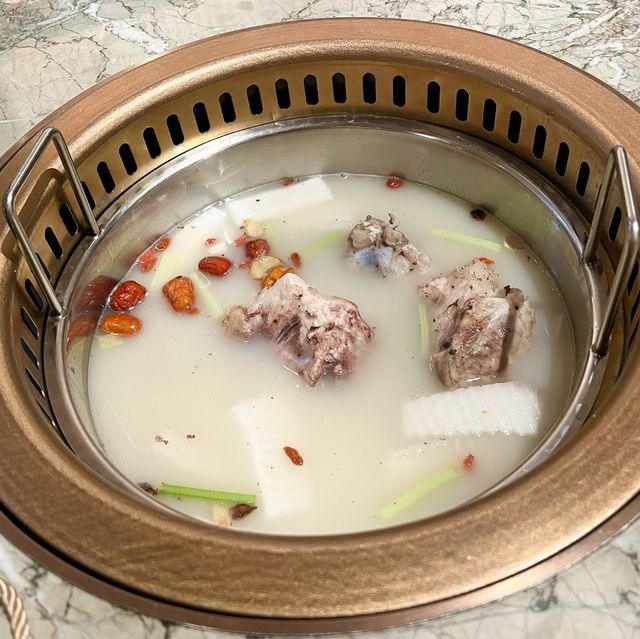 懷舊打卡火鍋店