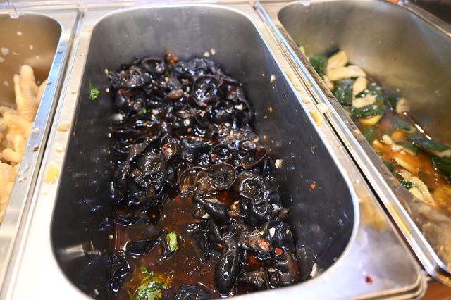  旺角雞煲放題, 好味芝士雞煲任點任食