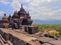 📍 印尼爪哇島佛教歷史古蹟/ 日惹 婆羅浮屠Borobudur