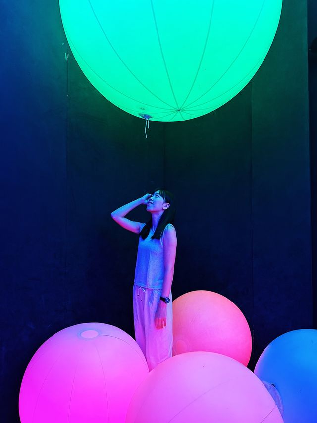 香港teamLab｜在沈浸式共創中做光影藝術家