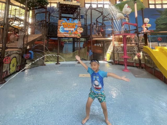 其實冬天都可以去玩水！少人去玩唔使迫！海洋公園水上樂園