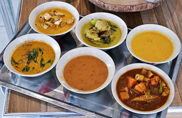 ขนมจีนสะพานหิน จ.ภูเก็ต