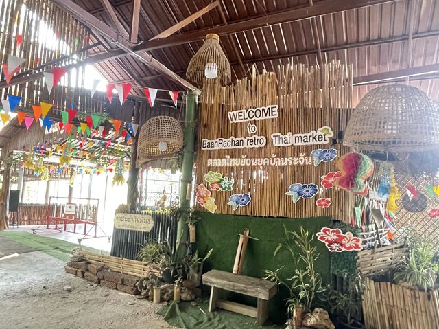 ตลาดค่ายบางระจัน 