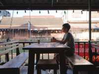 ที่พักอัมพวา เรือนคุณยายเชื้อโฮมสเตย์ ริมแม่น้ำ