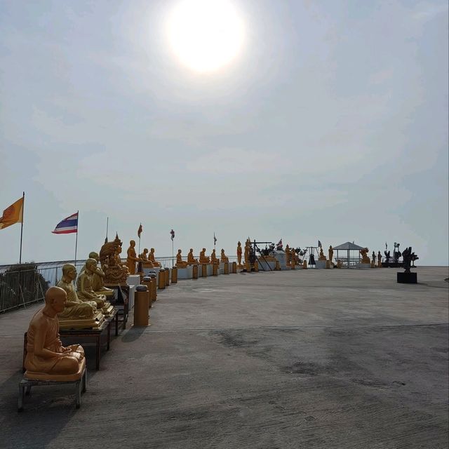 普吉大佛