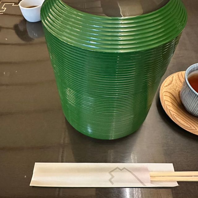 【京都 四条】並んでも食べたい 黒蜜わらび餅