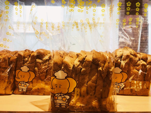 台北｜🥐🥯🍞🥖人氣麵包專賣店📍 Brother Hotel 兄弟大飯店