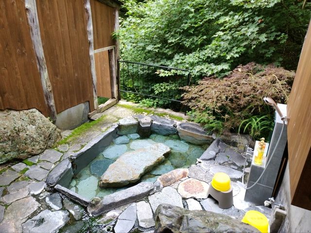 【群馬県 四万温泉】中生館〜川と露天風呂〜