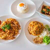 พักผ่อนชิลๆ เขาหลัก ที่พักติดทะเล เป็นส่วนตัว