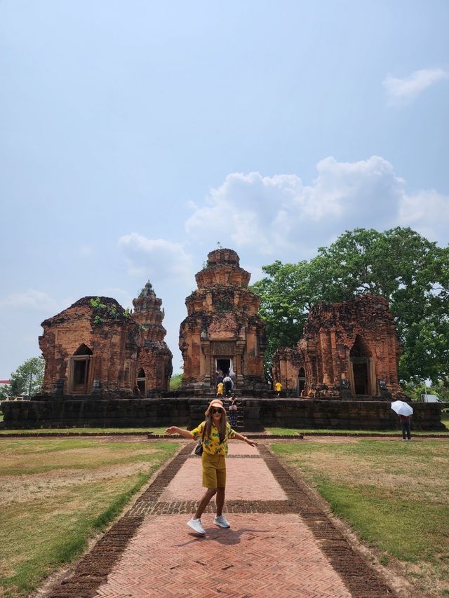 ย้อนเวลาไปเที่ยวสุรินทร์ 🐘🐘