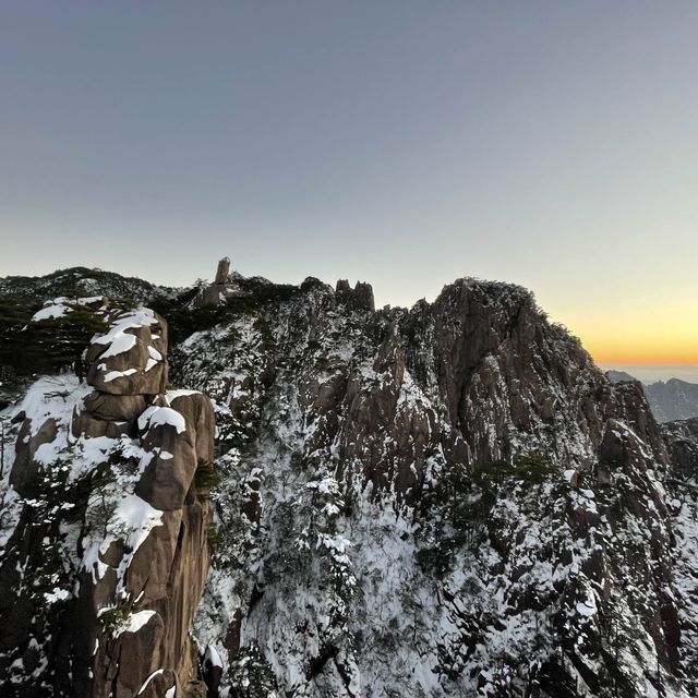 黄山を見ずして山を見たと言うなかれ。高圧的ですが納得です