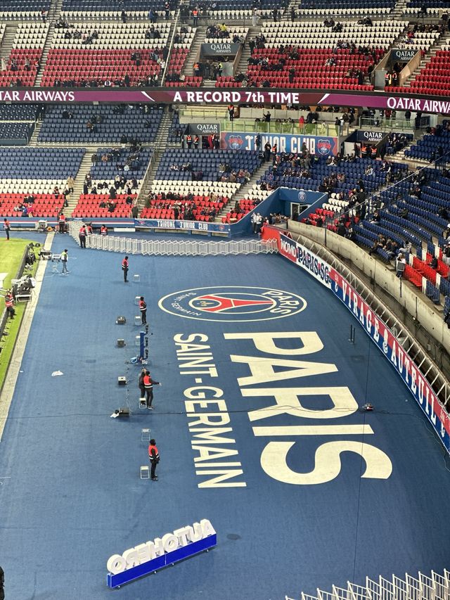 ดูบอลครั้งแรกที่ปารีส ⚽️🇫🇷