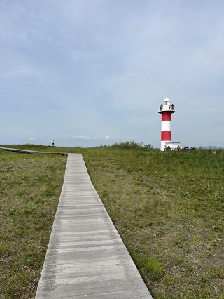 石徠燈塔花增山公園和美味的乳蛋餅午餐