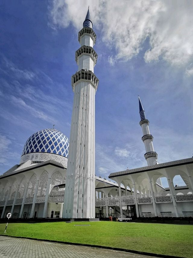 The Blue Mosque, shinning like a sapphire!