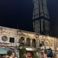 夜空下的福建麵 