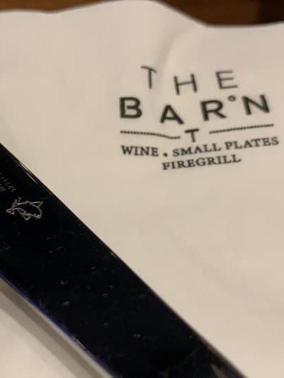 馬來西亞🇲🇾朋友聚會好地方❤️The Barn😎時尚酒吧餐廳🍴一應俱全👍🏻