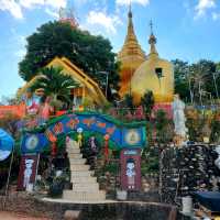 สักการะเจดีย์ทอง สำนักสงฆ์ห้วยน้ำใส สวนผึ้ง