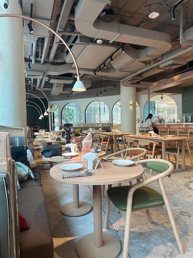 Brunch time at Babyccino Siam discovery